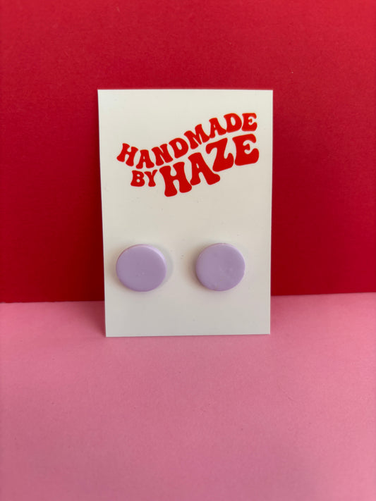 Plain studs: lilac