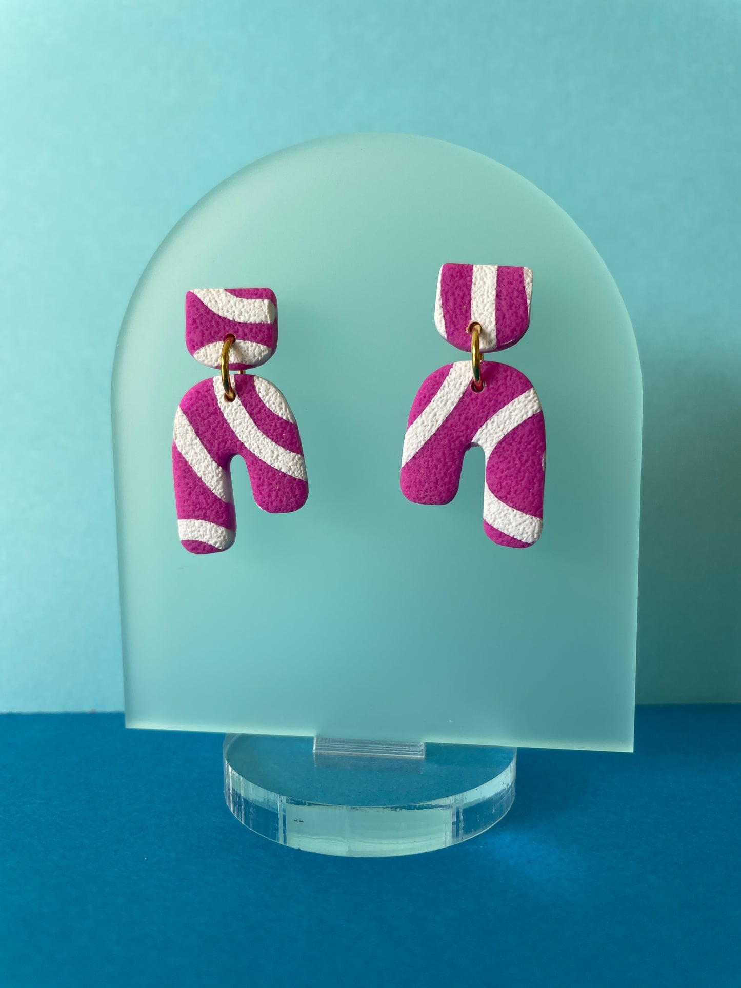 Isobar Mini Arches