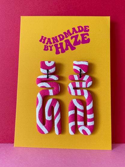 Isobar Wiggle Dangles